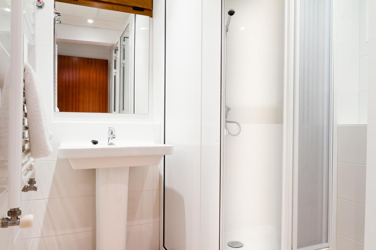 Ruralsurf Hotell Naveces Exteriör bild